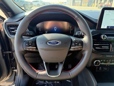 Used 2025 Ford Escape ST-Line image 20