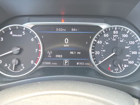 Used 2023 Nissan Sentra SV FWD image 21