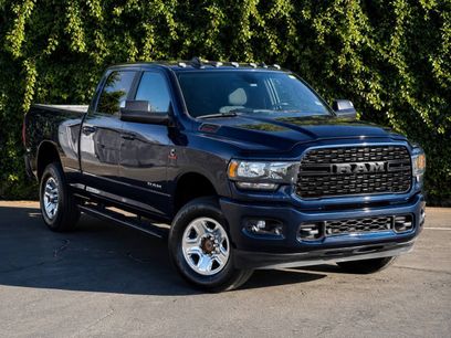 Used 2022 RAM 2500 Big Horn w/ Night Edition
