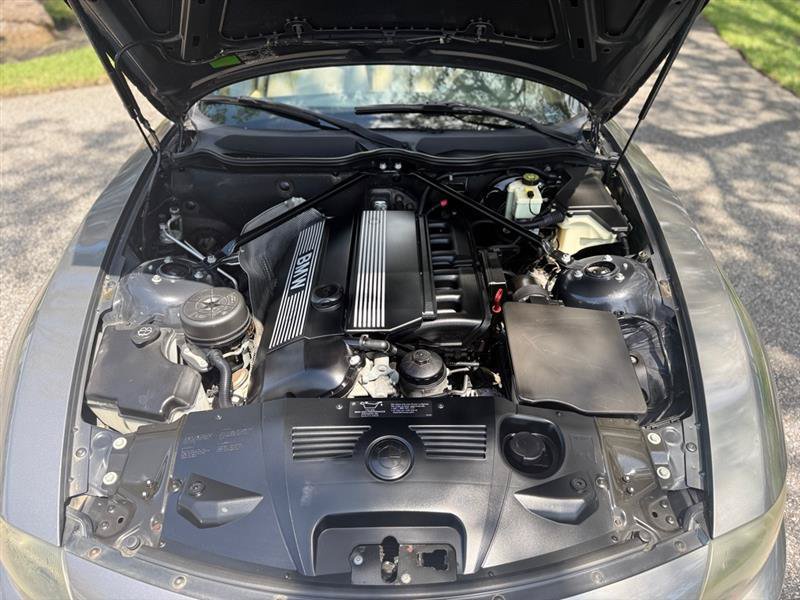 Used 2004 BMW Z4 2.5i RWD image 15