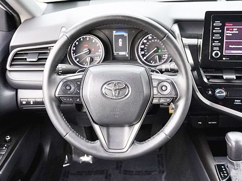 Used 2023 Toyota Camry SE FWD image 18
