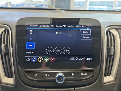 Used 2024 Chevrolet Malibu LT image 23