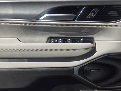 New 2026 Jeep Grand Wagoneer Limited AWD/4WD image 18