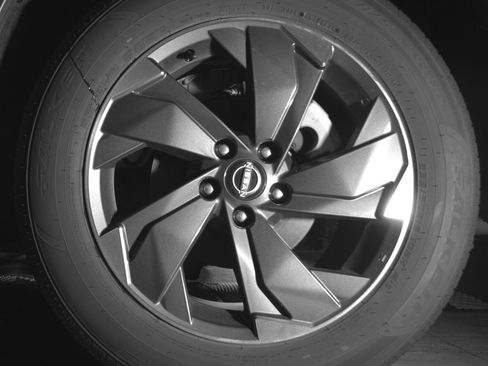 Used 2025 Nissan Rogue SV FWD image 14