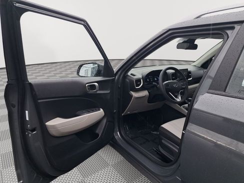 New 2026 Hyundai Venue SEL image 11