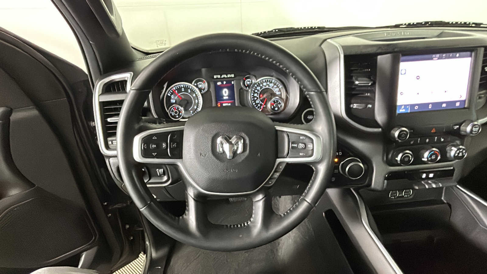 Used 2023 RAM 1500 Big Horn AWD/4WD image 18