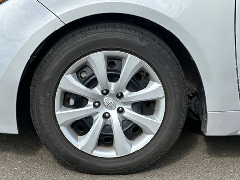 Used 2024 Toyota Corolla LE FWD image 42