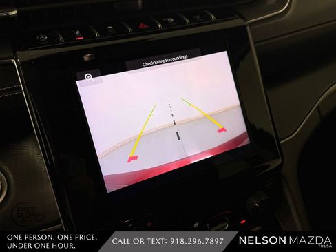 Used 2023 Jeep Grand Cherokee L Laredo image 30