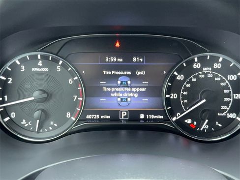 Used 2024 INFINITI QX80 Luxe image 21