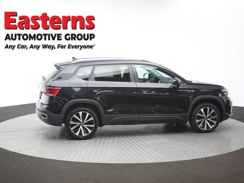 Used 2024 Volkswagen Taos SE FWD image 41