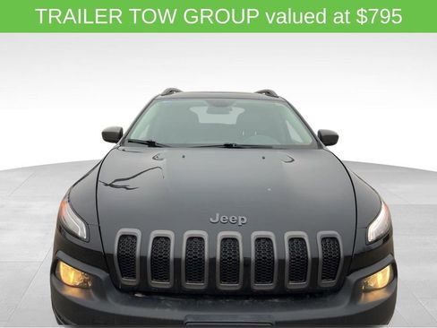 Used 2016 Jeep Cherokee Trailhawk w/ Comfort/Convenience Group image 10