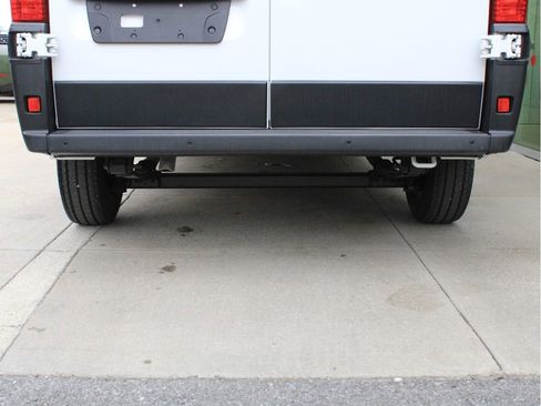 New 2026 RAM ProMaster 2500 w/ Premium Convenience Group FWD image 37