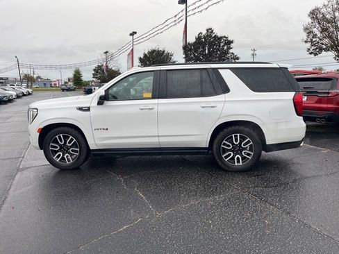 Used 2023 GMC Yukon AT4 w/ AT4 Premium Plus Package image 39