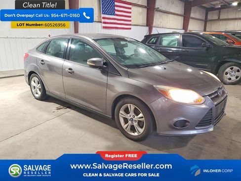 Used 2014 Ford Focus SE FWD image 5