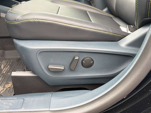 New 2026 Ford Maverick Lobo AWD/4WD image 15