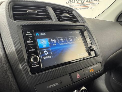 Used 2025 Mitsubishi Outlander Sport AWD image 20