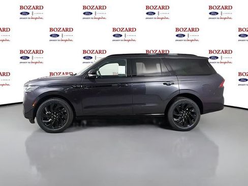 New 2026 Lincoln Navigator Reserve w/ Jet Appearance Package AWD/4WD image 4