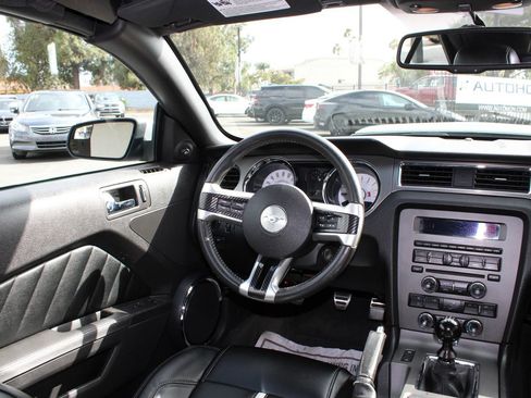 Used 2011 Ford Mustang GT Premium RWD image 17
