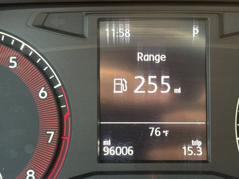 Used 2019 Volkswagen Jetta S FWD image 23