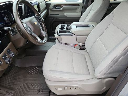 Certified 2024 Chevrolet Silverado 1500 LT AWD/4WD image 17