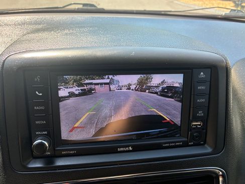 Used 2019 Dodge Grand Caravan SE FWD image 35