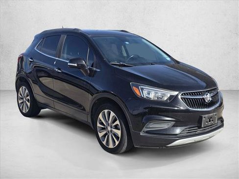 Used 2018 Buick Encore Preferred image 3
