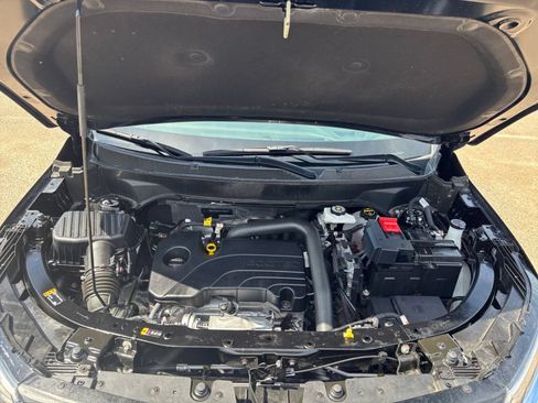 Used 2025 Chevrolet Equinox LT FWD image 28
