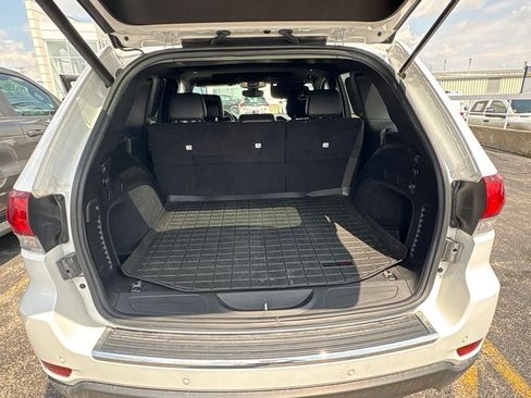 Used 2020 Jeep Grand Cherokee Limited AWD/4WD image 13