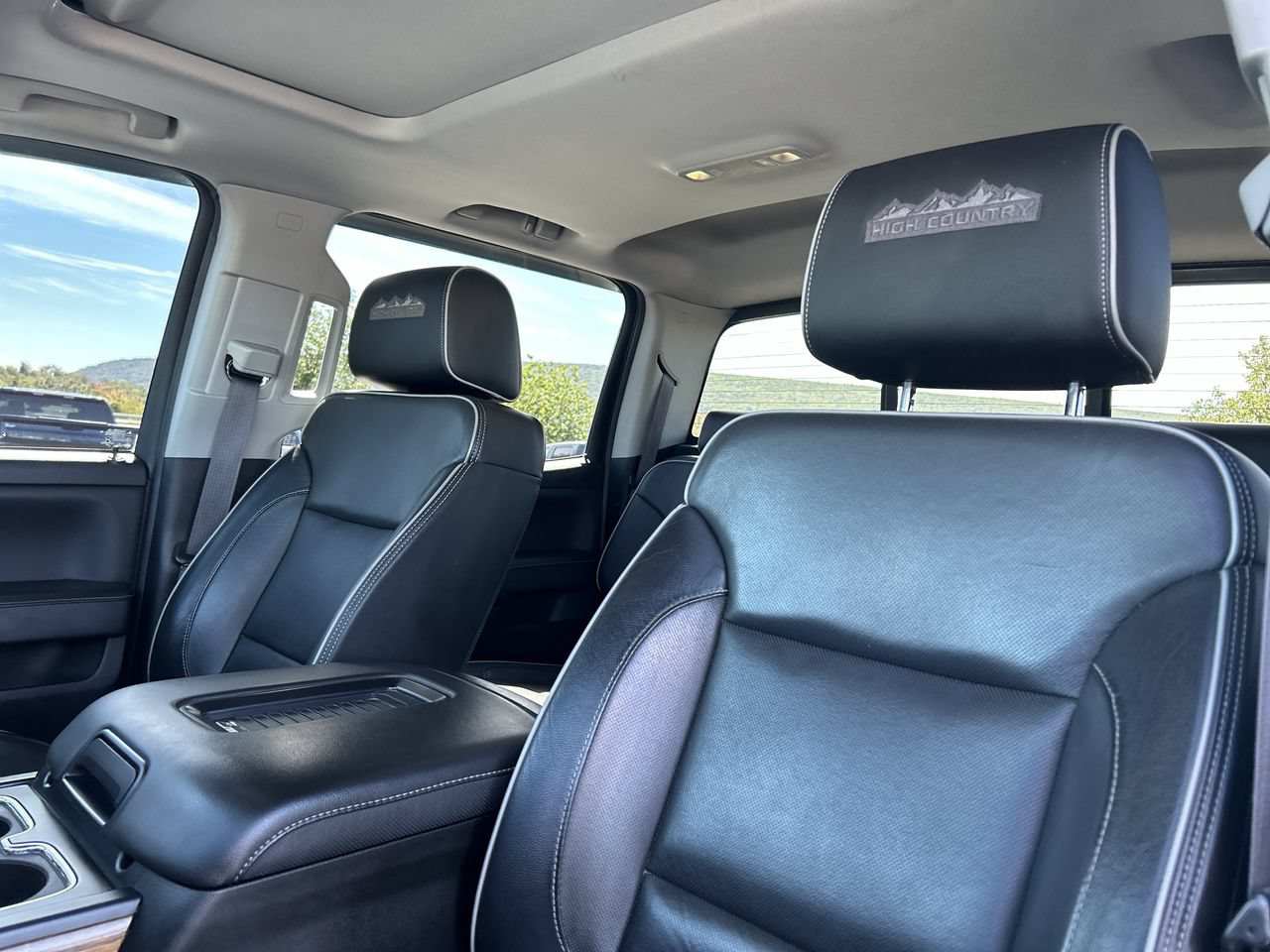 Used 2017 Chevrolet Silverado 2500 High Country w/ Duramax Plus Package AWD/4WD image 23