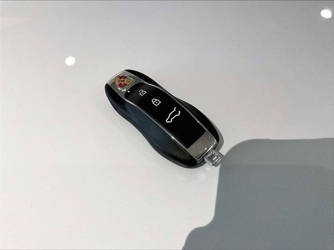 New 2026 Porsche Macan S image 21