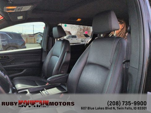 Used 2023 Honda Odyssey Sport image 12