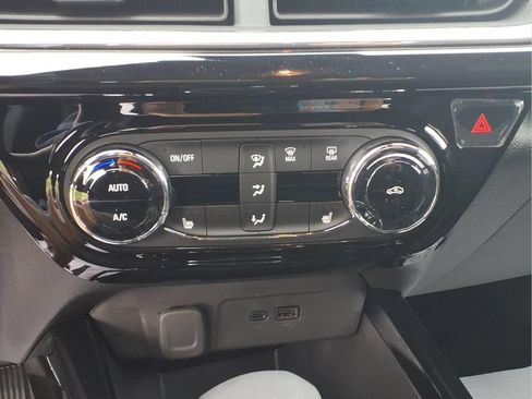 New 2026 Chevrolet Trax RS w/ Driver Confidence Package FWD image 6