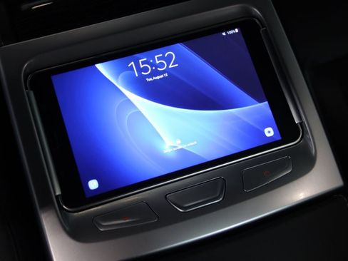 Used 2019 BMW 750i RWD image 17