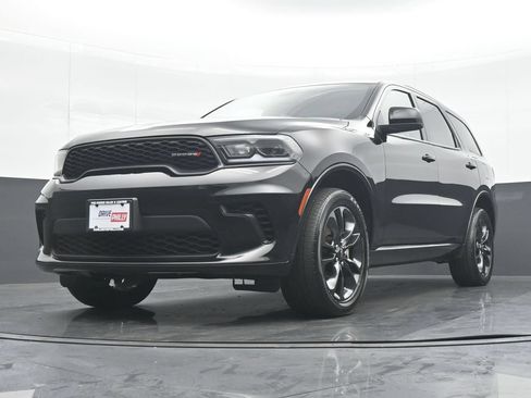 Used 2023 Dodge Durango GT w/ Blacktop Package AWD/4WD image 25