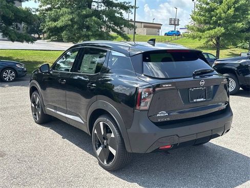 New 2025 Nissan Kicks SR w/ SR Premium Package image 6