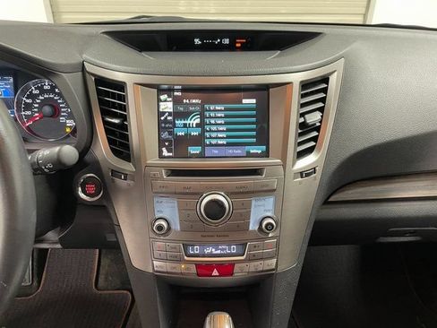 Used 2014 Subaru Outback 3.6R Limited AWD/4WD image 16