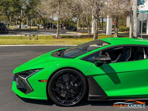 Used 2024 Lamborghini Revuelto AWD/4WD image 47