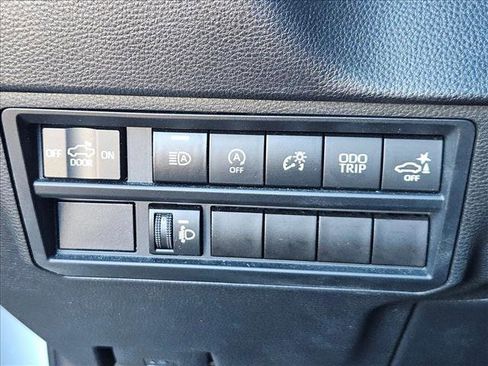 Used 2022 Toyota Tundra SR5 w/ SR5 Convenience Package image 13