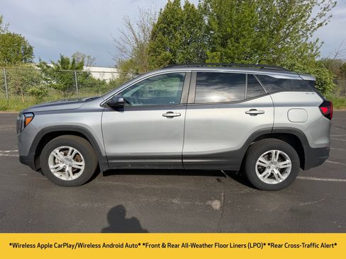 Used 2023 GMC Terrain SLE w/ Driver Convenience Package AWD/4WD image 11