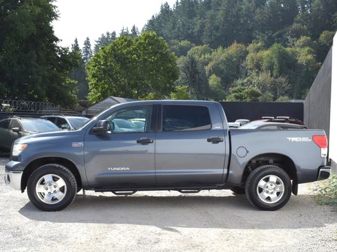 Used 2008 Toyota Tundra SR5 AWD/4WD image 9