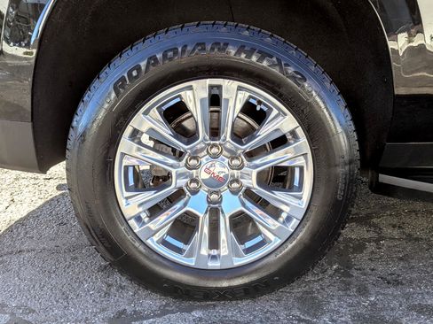 Used 2021 GMC Yukon XL Denali image 57