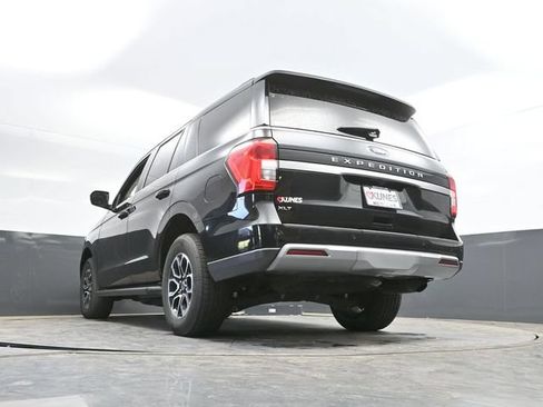 Used 2024 Ford Expedition XLT AWD/4WD image 54
