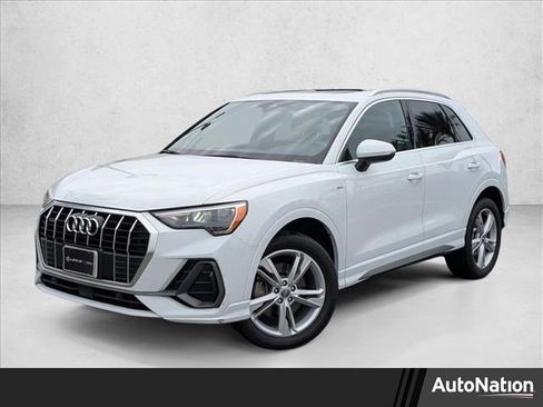 Used 2020 Audi Q3 2.0T Premium w/ Convenience Package image 1