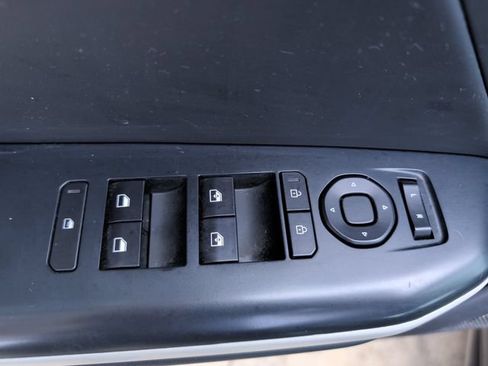 Used 2026 Kia K4 GT-Line FWD image 13