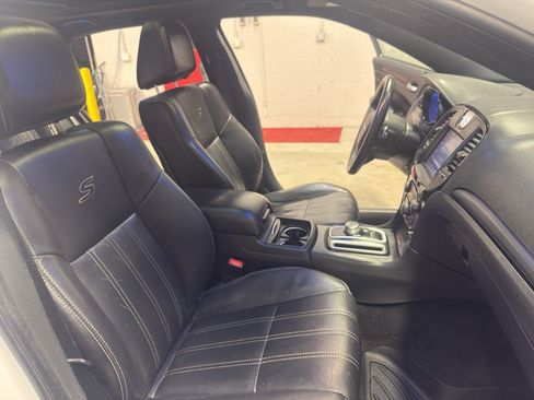 Used 2015 Chrysler 300 S w/ 300S Premium Group AWD/4WD image 21