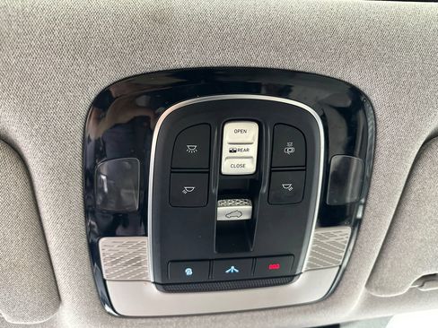 Used 2022 Hyundai Palisade Limited AWD/4WD image 31