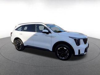 Used 2024 Kia Sorento S FWD video 2