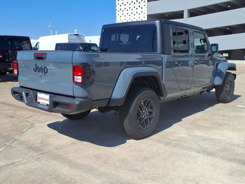 New 2025 Jeep Gladiator Sport AWD/4WD image 16
