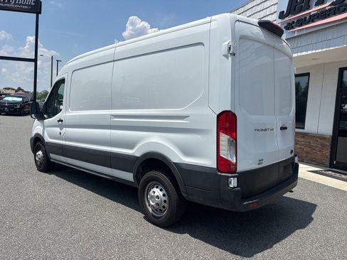 Used 2023 Ford Transit 250 Medium Roof AWD image 4