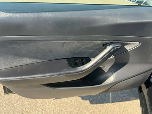 Used 2020 Tesla Model 3 Standard Range Plus RWD image 20
